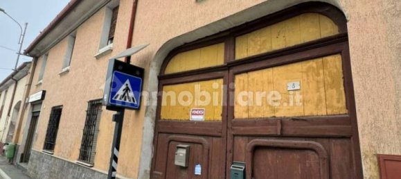 Casa de 2 dormitorios en Suardi, Italy No. 81829 5