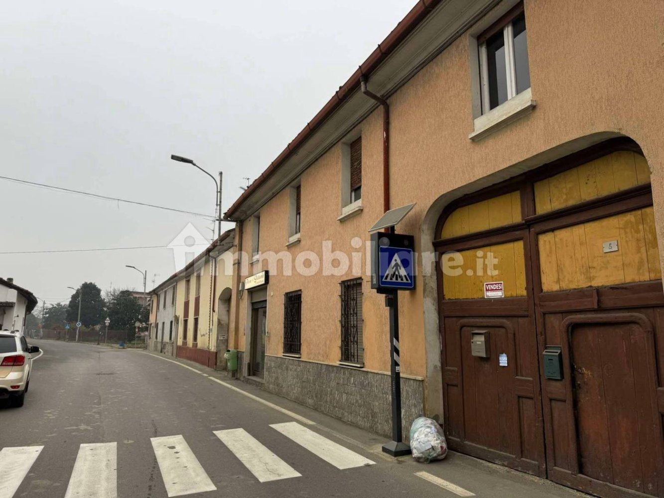 Casa de 2 dormitorios en Suardi, Italy No. 81829