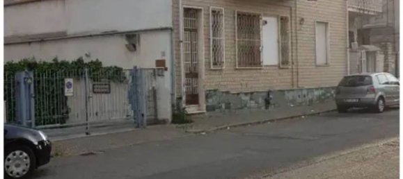 6-salle Appartement à Valenza, Italy No. 80969 3