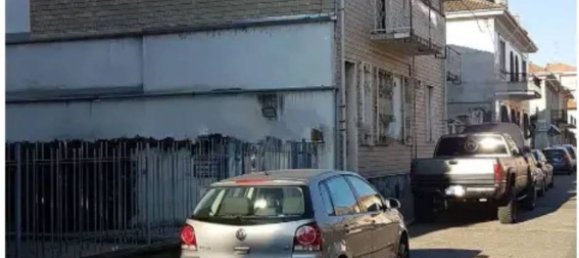 6-salle Appartement à Valenza, Italy No. 80969 5