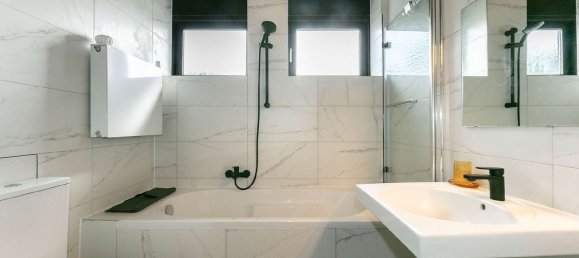 9 rooms House in Alb-Donau-Kreis, Germany No. 95295 29