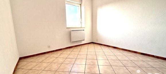 2 bedrooms Apartment in Terville, France No. 42454 8