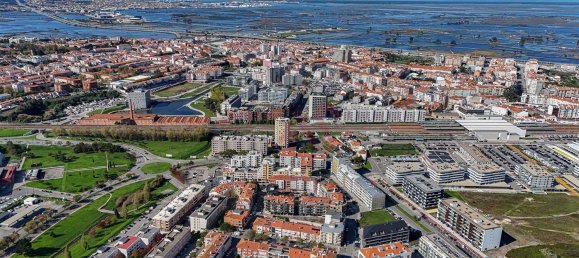 4 bedrooms House in Aveiro, Portugal No. 186728 6