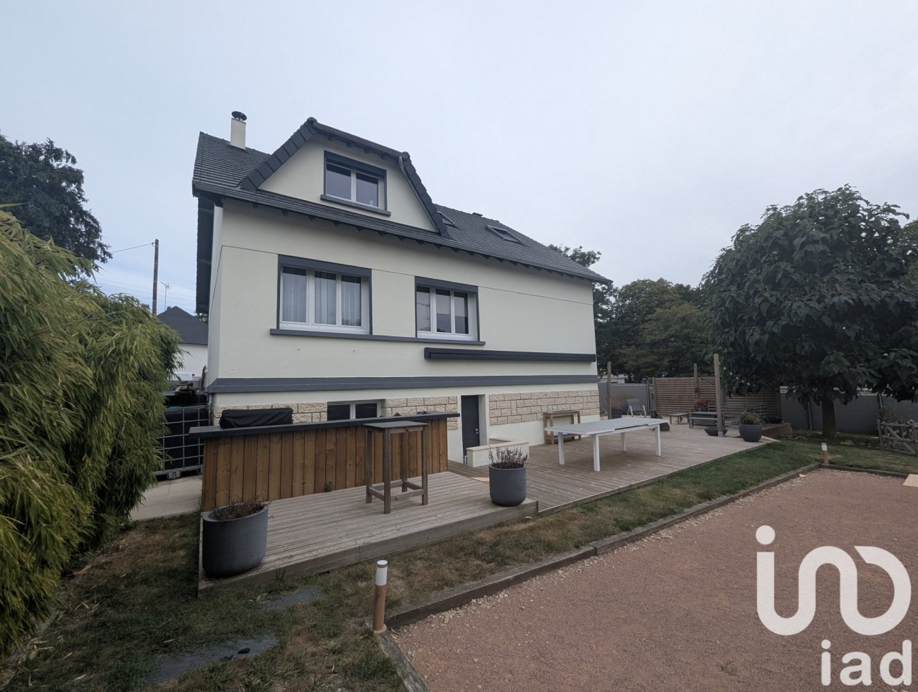 4 bedrooms House in Villiers-Saint-Frederic, France No. 317882