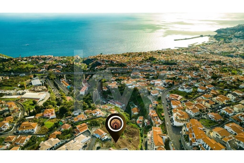 4520m² Land in Funchal, Portugal No. 72283