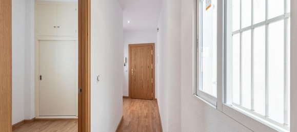 Apartamento de 3 dormitorios en Granada, Spain No. 148252 18