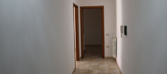 Квартира с 2 спальнями в Неттуно, Италия № 356446 8