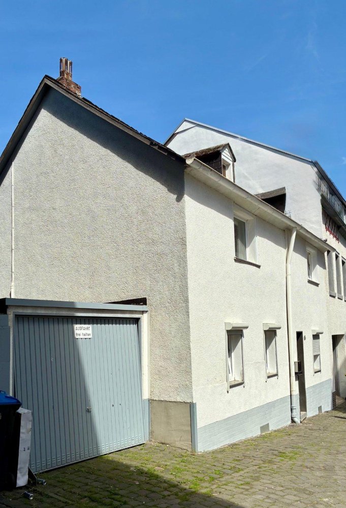 4 rooms Townhouse in Mayen-Koblenz, Germany No. 240067