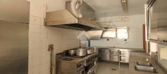 Коммерческая недвижимость 150м² в Кастредзато, Италия № 233481 15