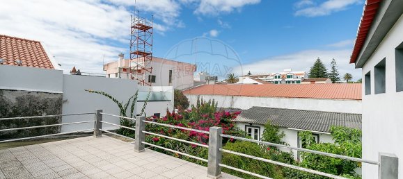 4 bedrooms House in Ponta Delgada, Portugal No. 44190 26