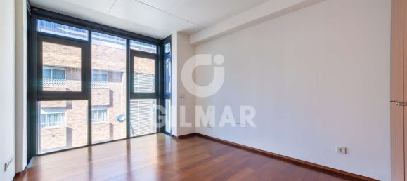 Dúplex de 5 dormitorios en Madrid, Spain No. 69523 13