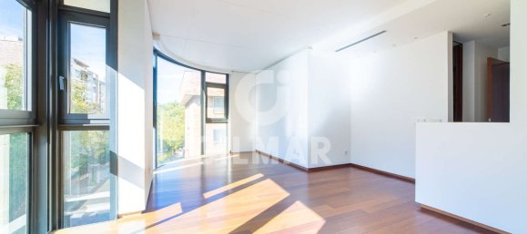 Dúplex de 5 dormitorios en Madrid, Spain No. 69523 20