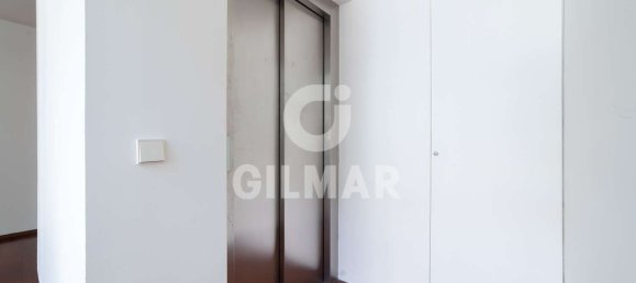 Dúplex de 5 dormitorios en Madrid, Spain No. 69523 7