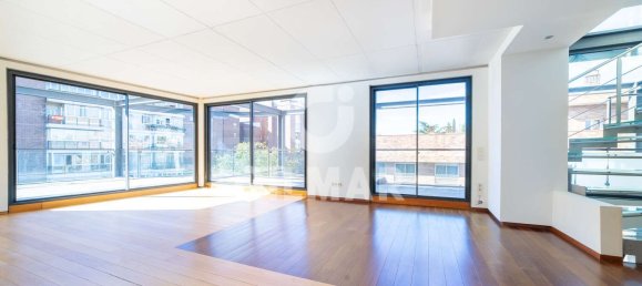 Dúplex de 5 dormitorios en Madrid, Spain No. 69523 22