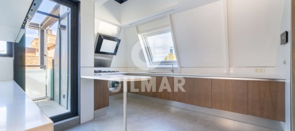 Dúplex de 5 dormitorios en Madrid, Spain No. 69523 24