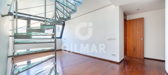 Dúplex de 5 dormitorios en Madrid, Spain No. 69523 6