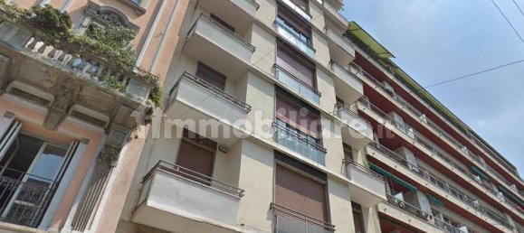 2 bedrooms Apartment in Milan, Italy No. 365938 4