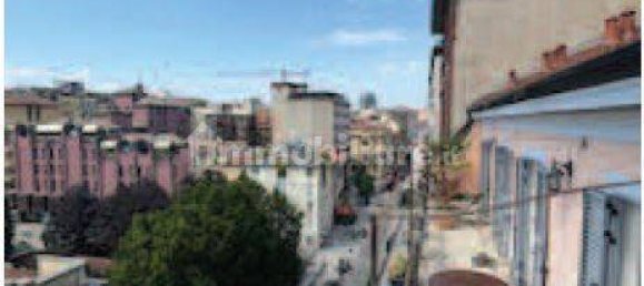 2 bedrooms Apartment in Milan, Italy No. 365938 18