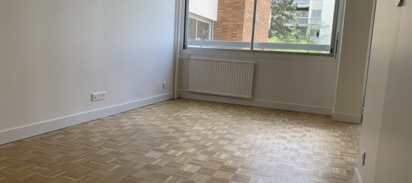 1 bedroom Apartment in Paris, France No. 182694 3