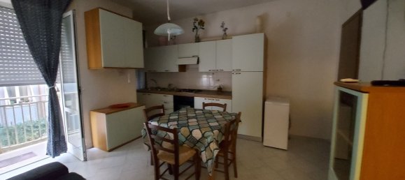 3 rooms Apartment in San Vincenzo, Italy No. 82930 5