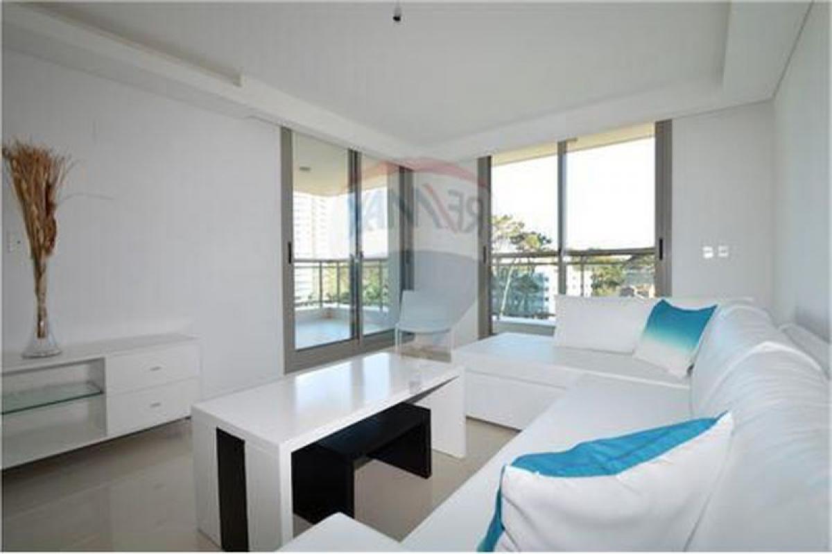 3 bedrooms Apartment in Maldonado, Uruguay No. 5662