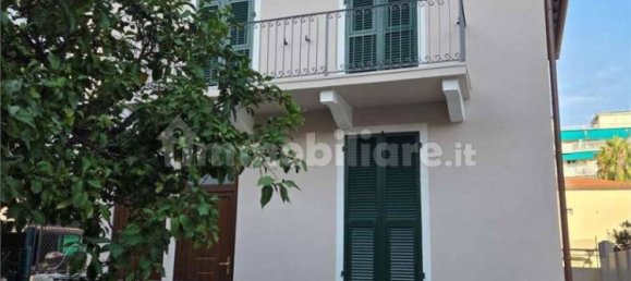 5 rooms Villa in Bordighera, Italy No. 267224 15