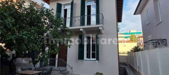 5 rooms Villa in Bordighera, Italy No. 267224 2