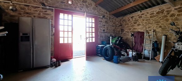  Castillos de 4 dormitorios en Beaulieu-sous-la-Roche, France No. 281256 15