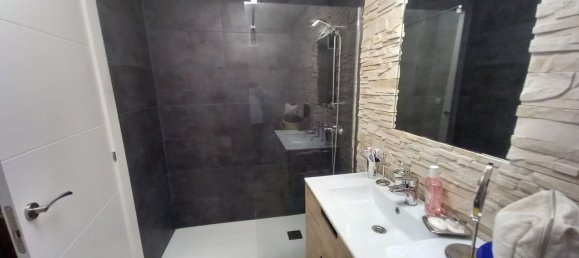 Apartamento T3 em Benidorm, Spain N.º 90136 38