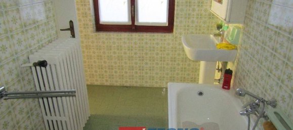 5 rooms House in Front, Italy No. 89126 7