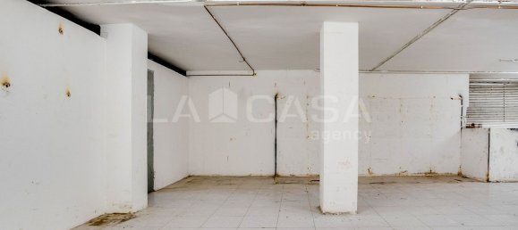  عقار تجاري في Cornella De Llobregat, Spain 551متر مربع رقم 182277 9