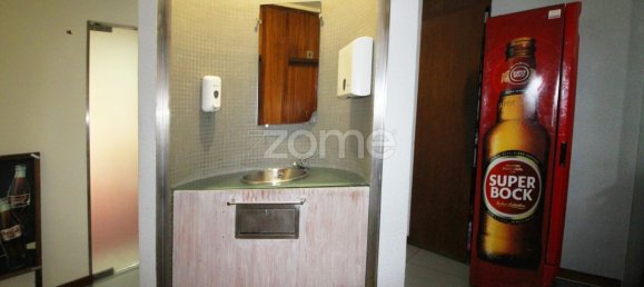 115m² Commercial property in Braga, Portugal No. 39647 7