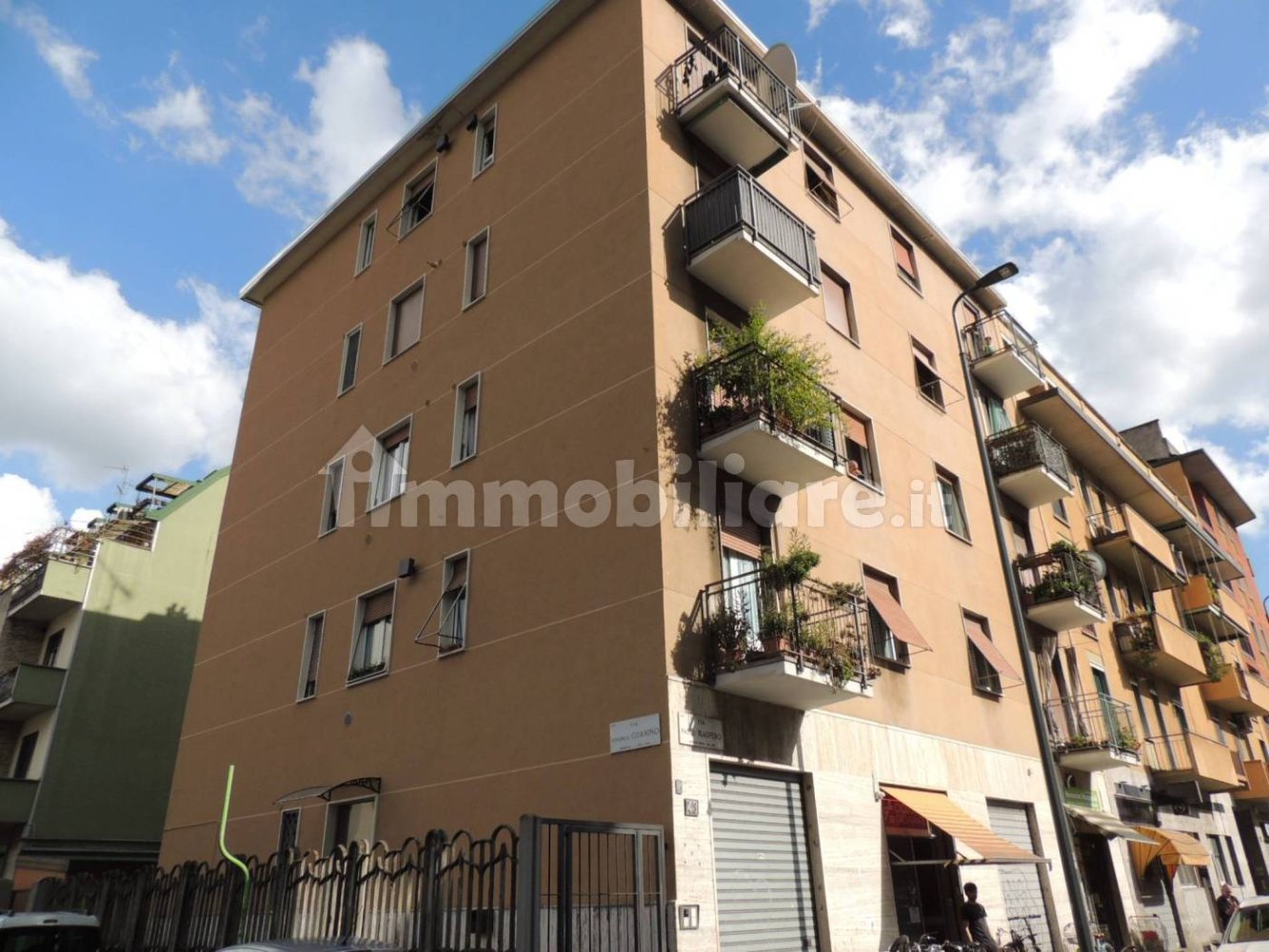 2 chambres Appartement à Milan, Italy No. 316557