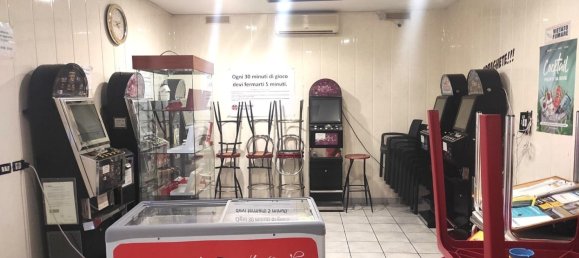 89m² Commercial property in Rome, Italy No. 189693 4