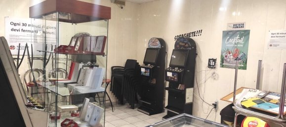 89m² Commercial property in Rome, Italy No. 189693 5