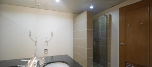 3 dormitorios apartamento en alquiler en District 3, Ho Chi Minh, Vietnam № 75050 10