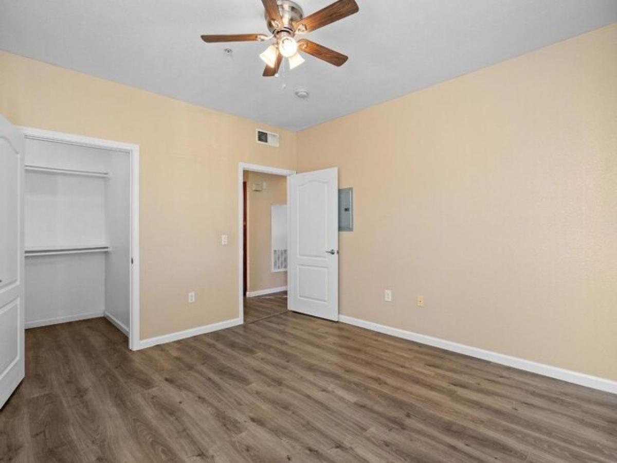 2 bedrooms House in Sacramento, USA No. 384373