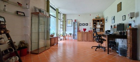 5 bedrooms House in Sainville, France No. 153830 34