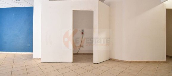  مستودع في Sassari, Italy 63متر مربع رقم 86299 3