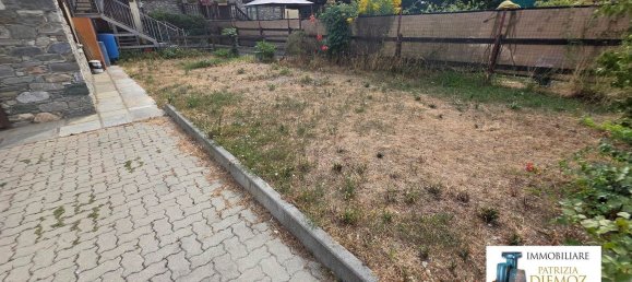 Вилла с 4 комнатами в Грессан, Италия № 309759 12