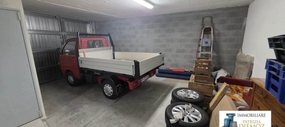 Вилла с 4 комнатами в Грессан, Италия № 309759 24