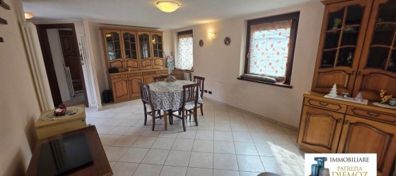 Вилла с 4 комнатами в Грессан, Италия № 309759 5