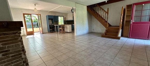 3 bedrooms House in Saint-Chartier, France No. 230401 4