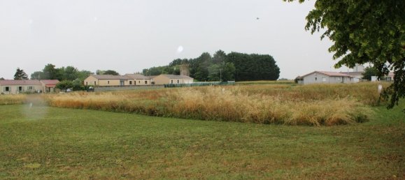  Land in Saint-Genis-de-Saintonge, France No. 232352 2