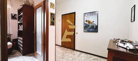 3 bedrooms Apartment in Pavia, Italy No. 283560 14