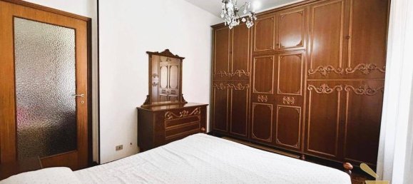 3 bedrooms Apartment in Pavia, Italy No. 283560 12