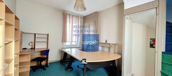 2 Schlafzimmer Haus in Amiens, France, Nr. 69972 9