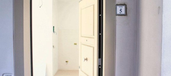 3-salle Appartement à Firenzuola, Italy No. 190886 11