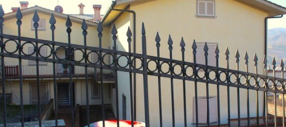 3-salle Appartement à Firenzuola, Italy No. 190886 12