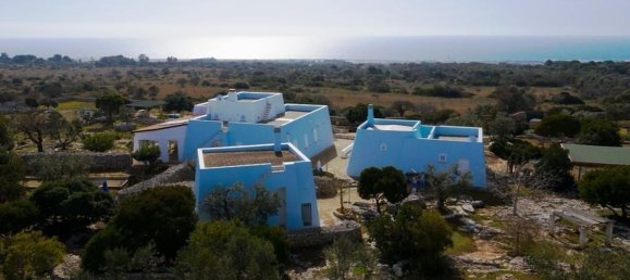 Villa de 6 dormitorios en Salve, Italy No. 381752 30